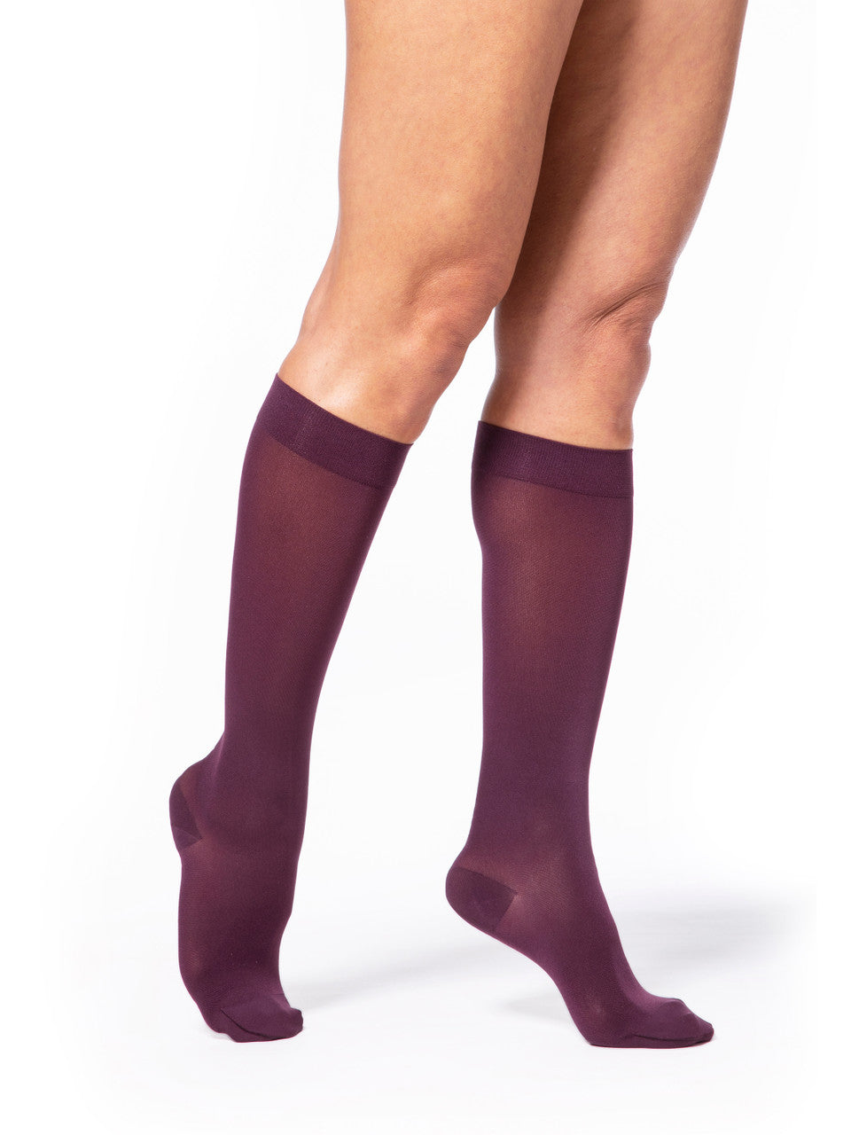 Sigvaris Soft Opaque Women's Knee High 15-20mmHg - Compression Level: Moderate 15-20 MmHg - Unisex - Knee