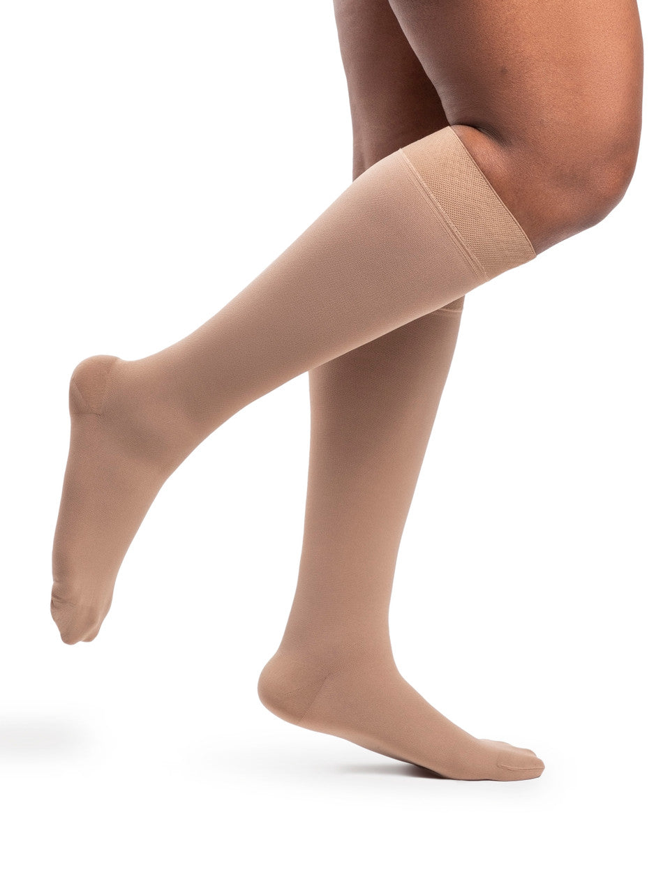 Sigvaris Dynaven Women's Knee High 15-20mmHg - Compression Level: Moderate 15-20 MmHg - Unisex - Knee