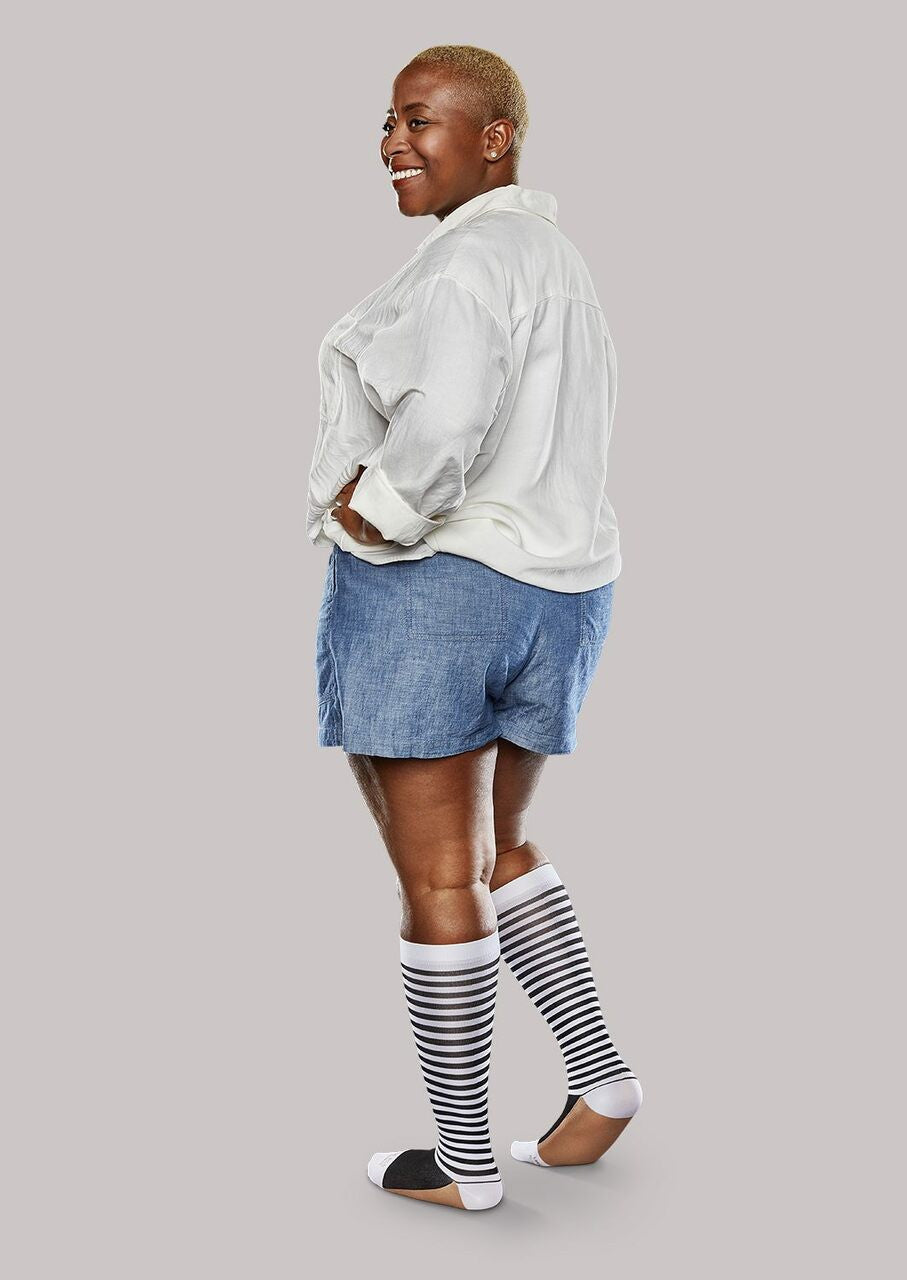 EASE Bold Fashion Mild Gradient Compression Socks