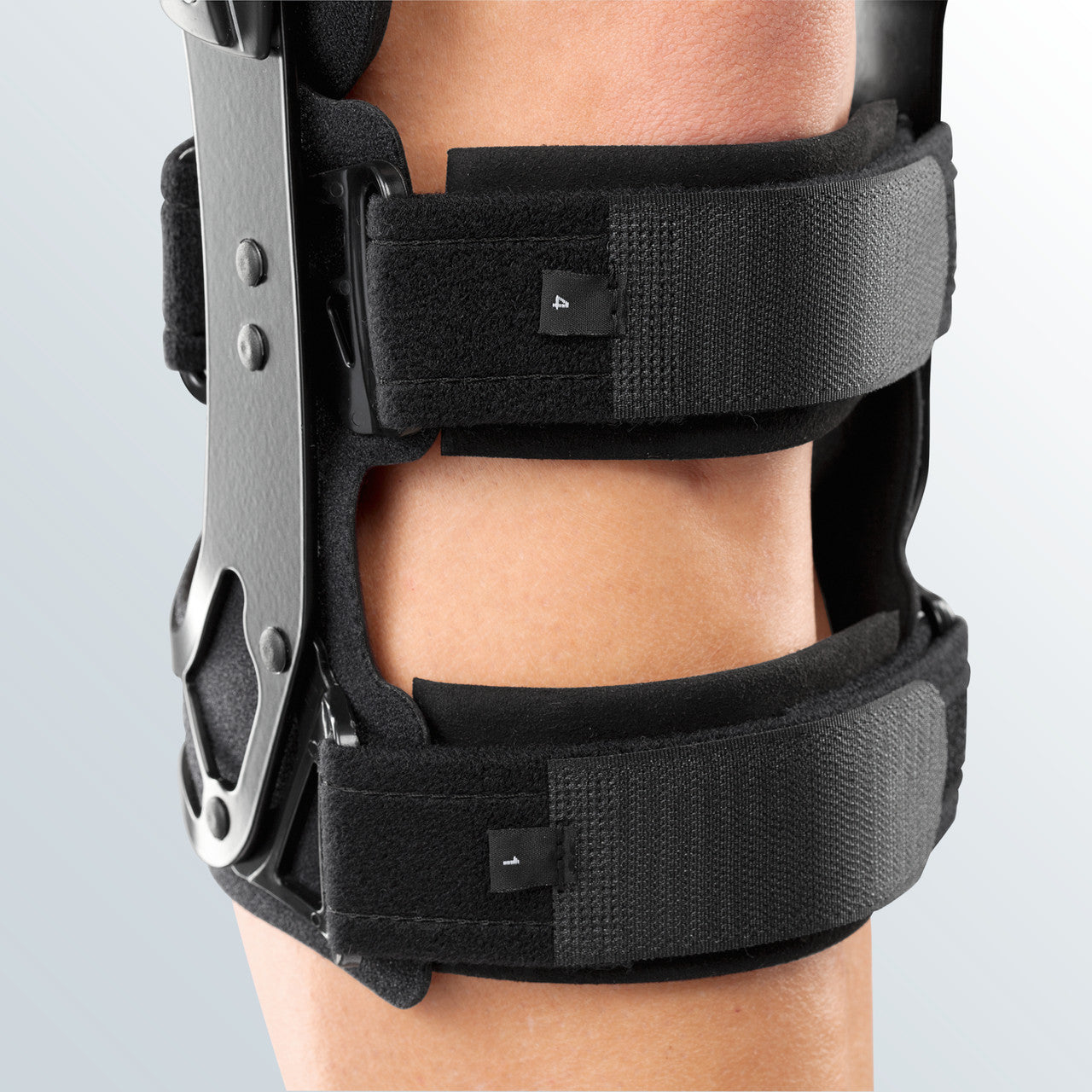 Medi Protect.4 Evo Knee Brace - Unisex - Knee