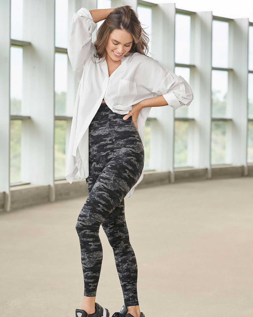 Leonisa Extra High Waisted Firm Compression Legging
