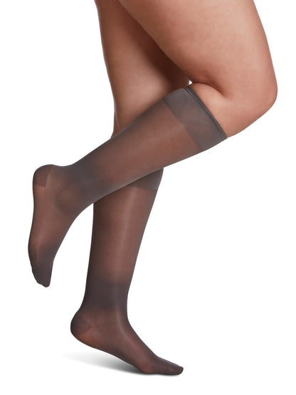 Sigvaris Sheer Fashion Knee Highs 15-20mmHg - Compression Level: Moderate 15-20 MmHg - Female - Knee