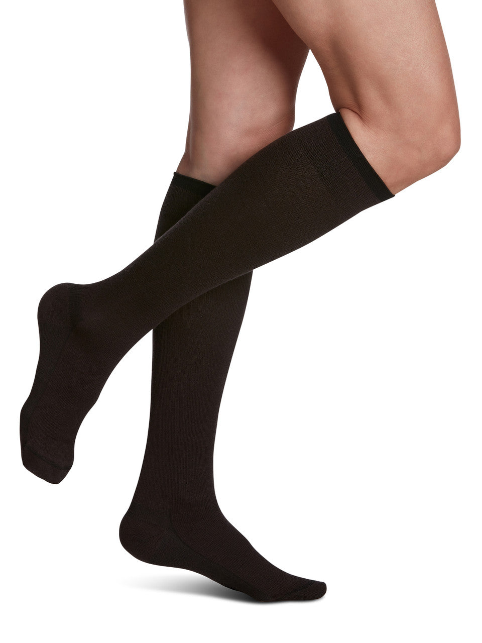 Sigvaris Women's All-Season Merino Wool Knee High Socks 15-20mmHg - Compression Level: Moderate 15-20 MmHg - Unisex - Knee