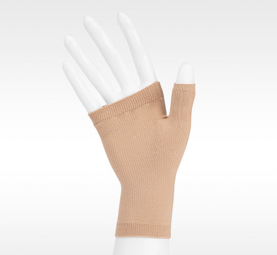 Juzo Soft Seamless Gauntlet 20-30mmHg