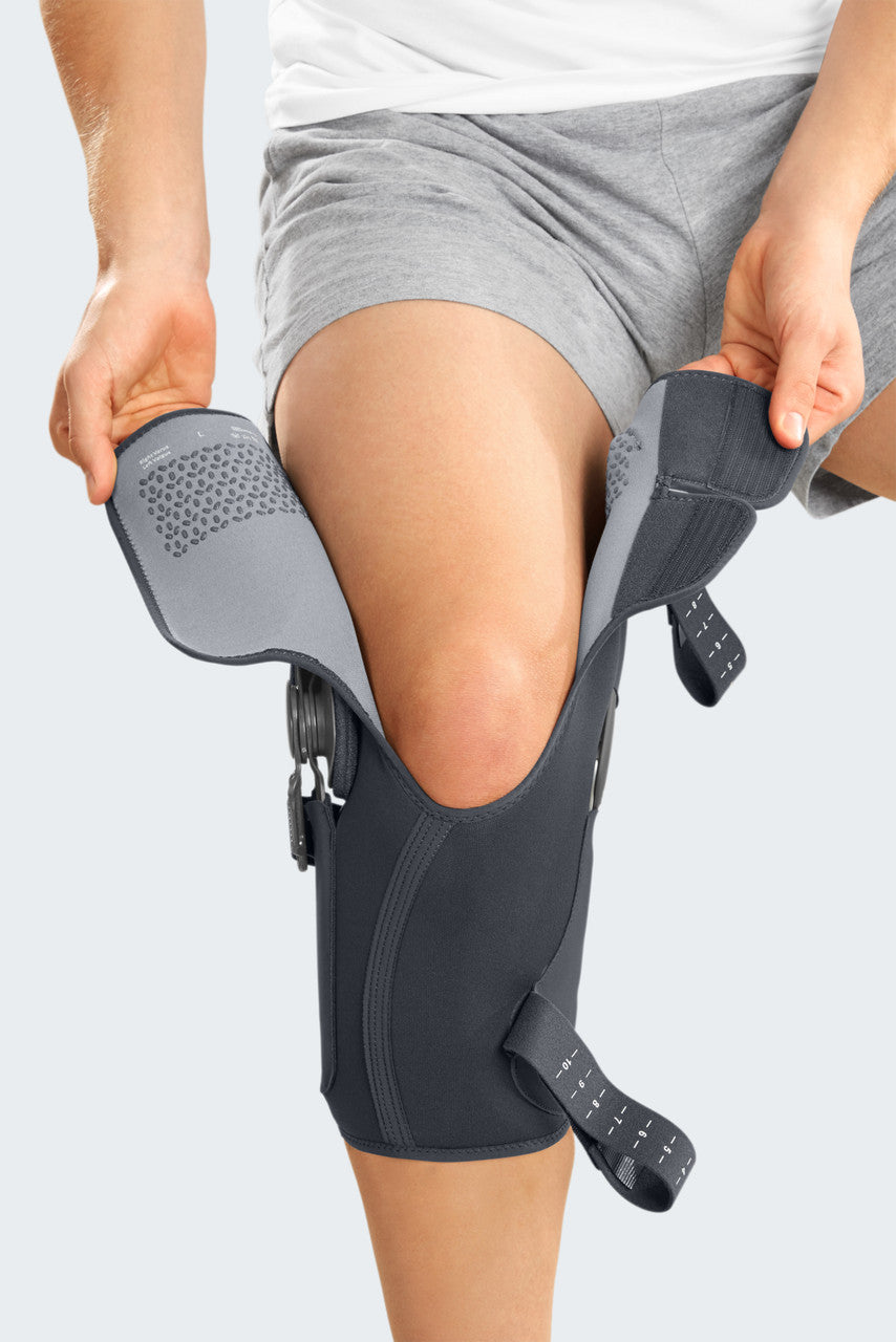 Medi M2 Active OA Light Knee Brace - Unisex - Knee