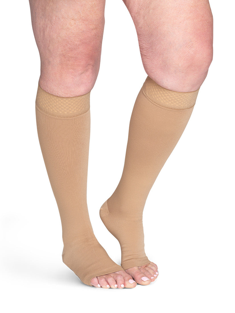 Sigvaris Secure Knee High, Open Toe 30-40mmHg - Compression Level: Extra Firm 30-40 MmHg - Unisex - Foot