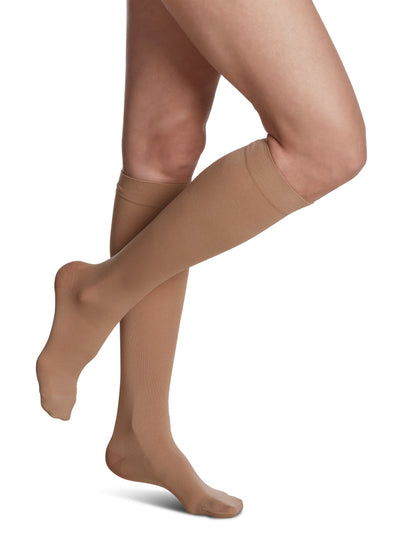 Sigvaris Soft Opaque Women's Knee High 15-20mmHg - Compression Level: Moderate 15-20 MmHg - Unisex - Knee