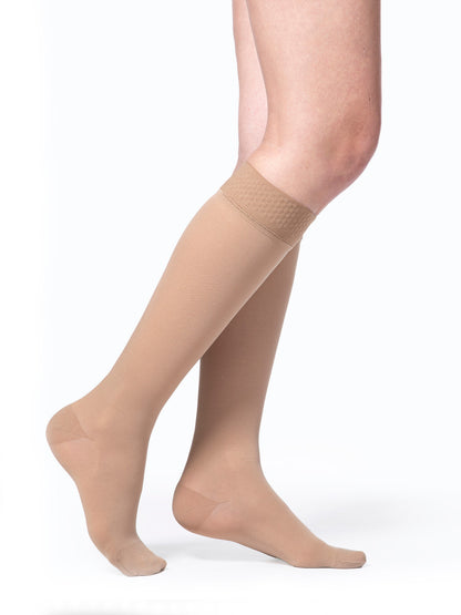 Sigvaris Select Comfort Women's Knee High W/ Silicone Band 30-40mmHg - Compression Level: Extra Firm 30-40 MmHg - Unisex - Knee