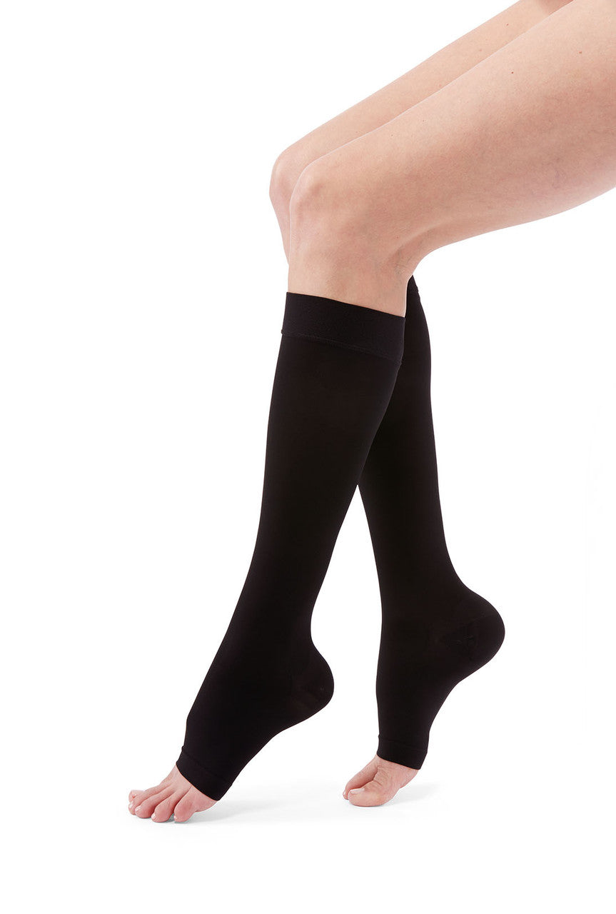 Duomed Advantage Knee High 20-30mmHg - Compression Level: Firm 20-30 MmHg - Unisex - Knee