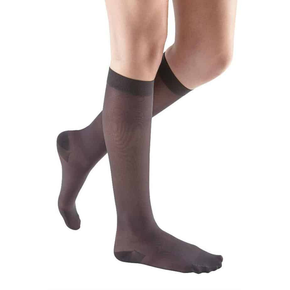 Medi Sheer & Soft Knee High 20-30mmHg - Compression Level: Firm 20-30 MmHg - Female - Knee