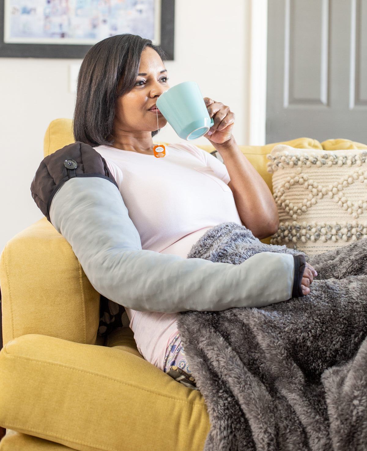 circaid Profile arm sleeve with hand